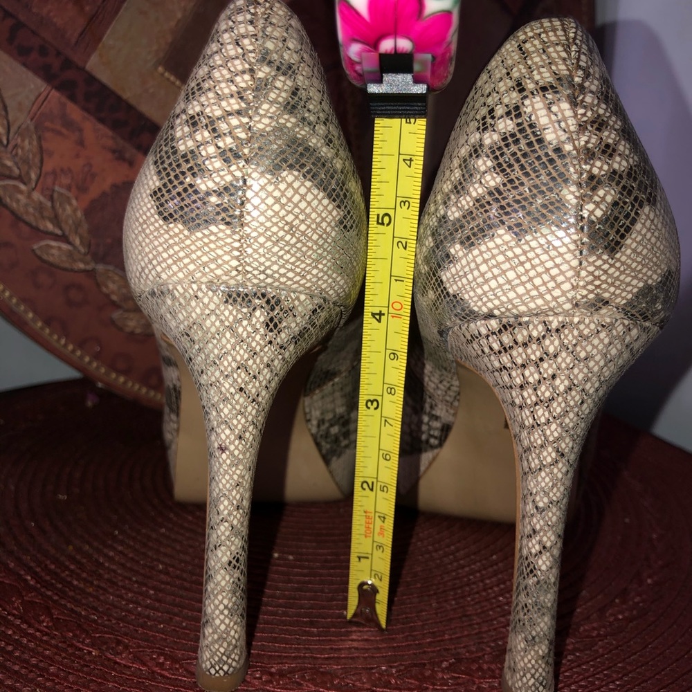 Open toe heels by Anne Klein - Picture 6 of 6